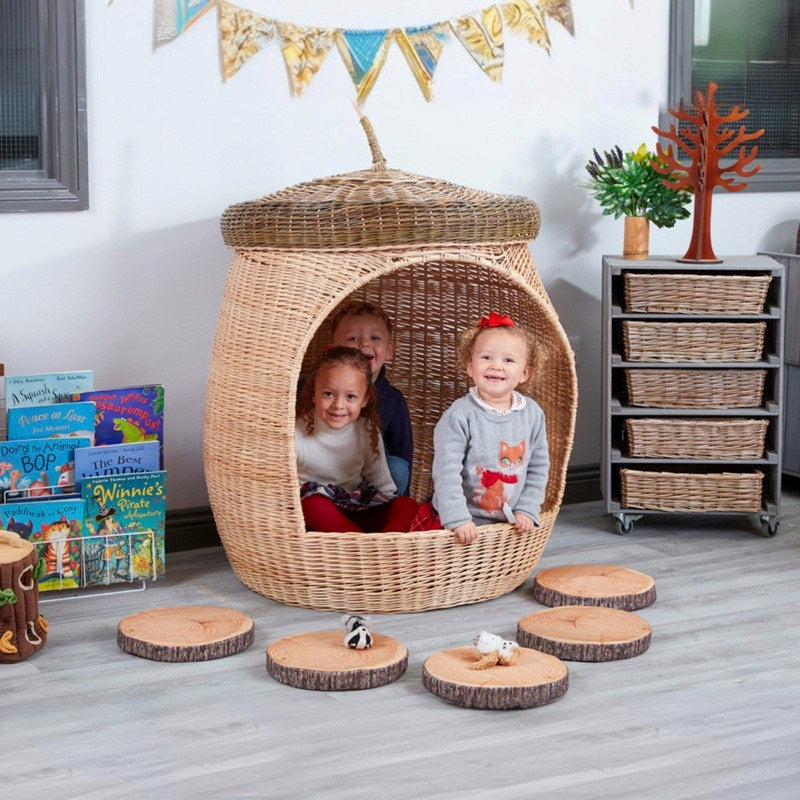 Cosy Acorn Corner