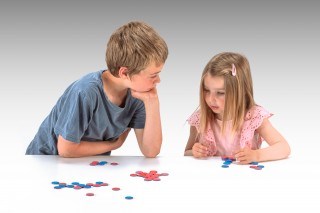 Red and Blue Counter Pack of 50