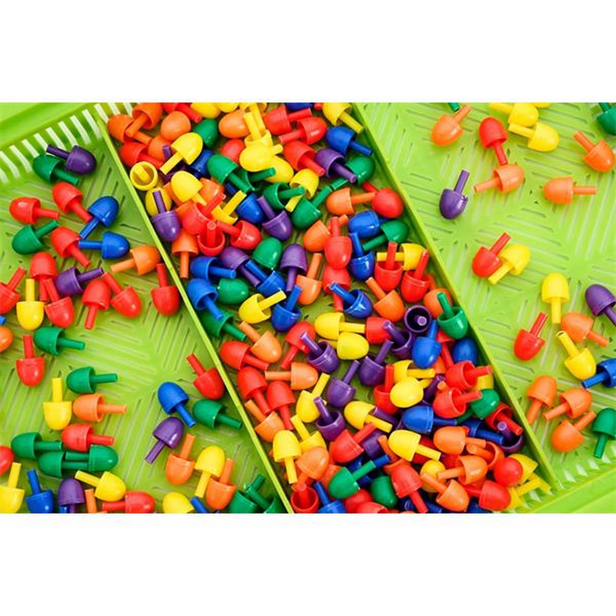 Clever Kidz Peg Board Box Set With Storage