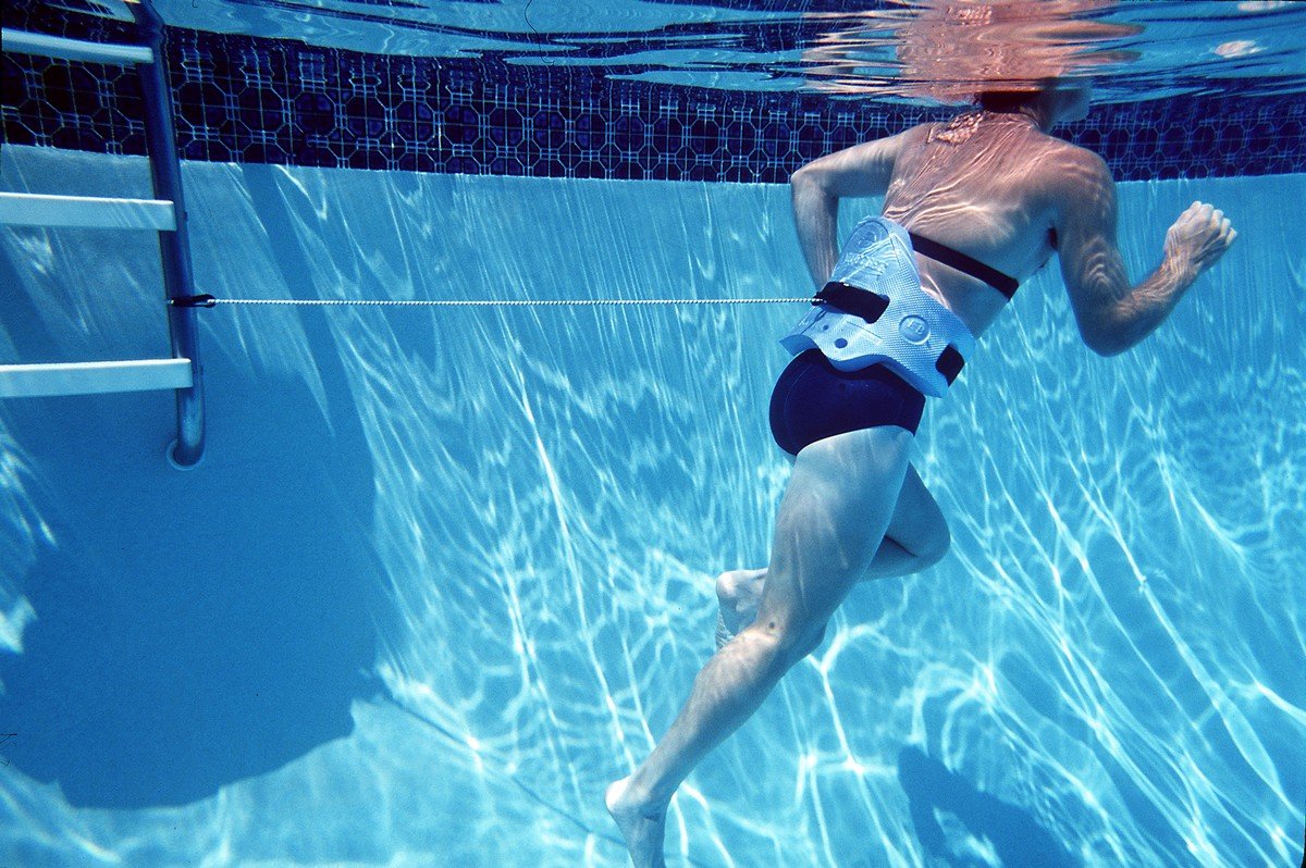 Megaform Aqua Jogging Belt - ABC School Supplies