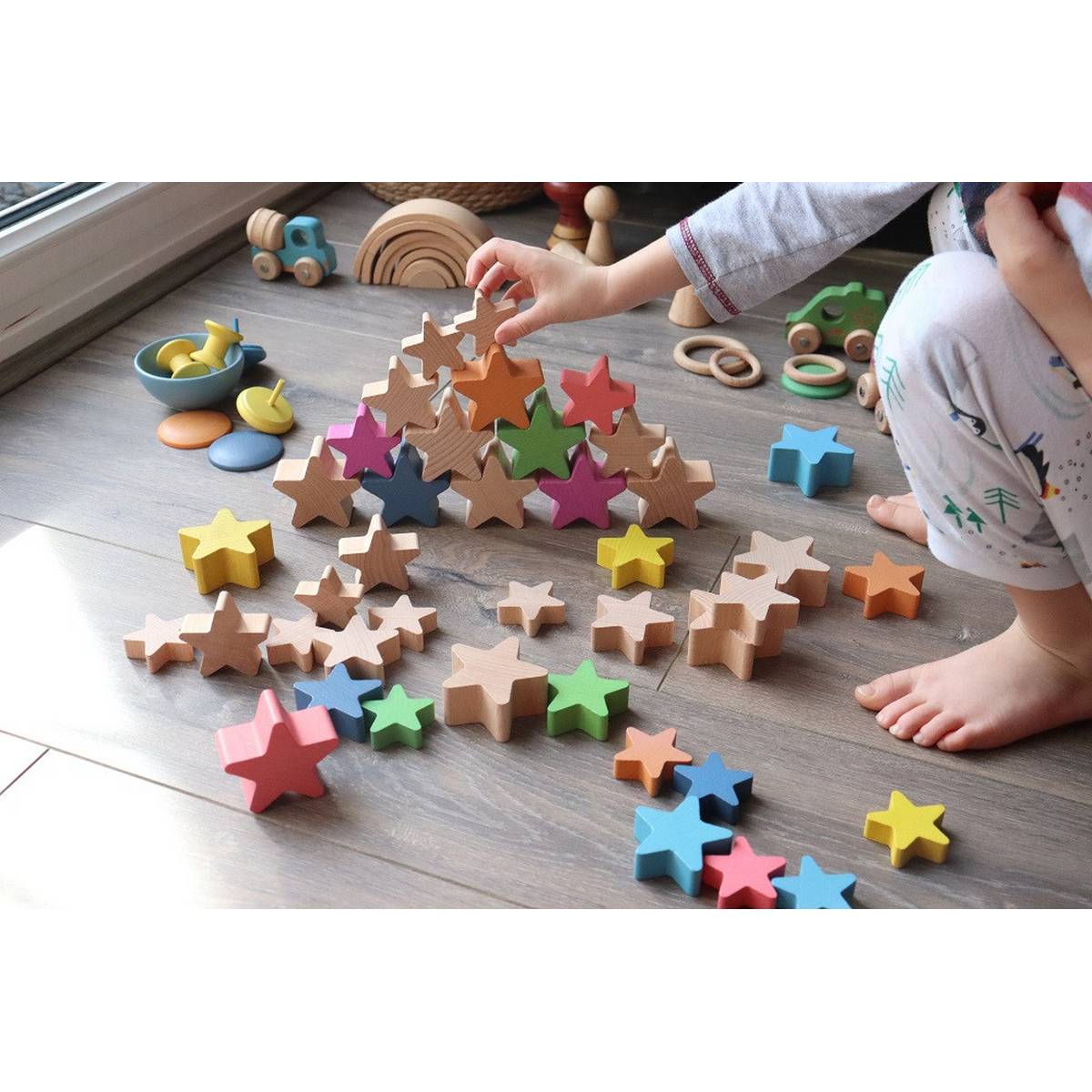 **Natural Wooden Stars - ABC School Supplies