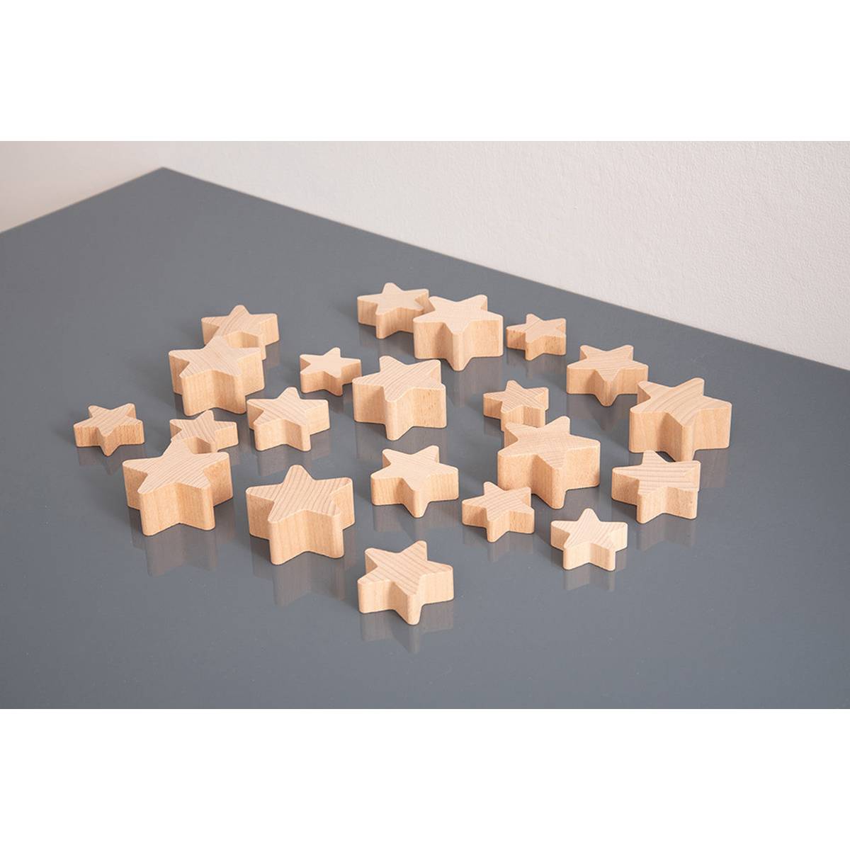 **Natural Wooden Stars - ABC School Supplies