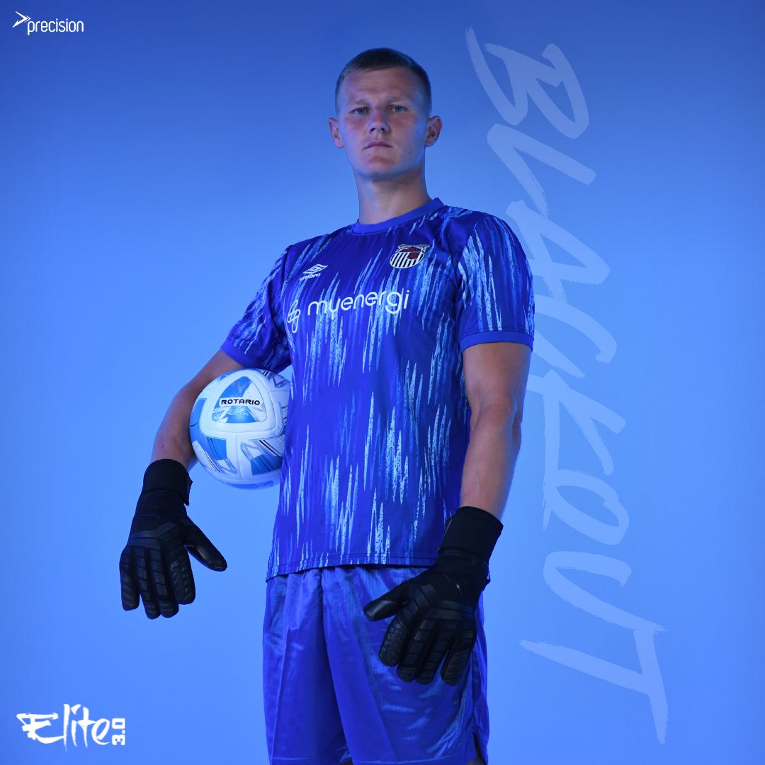 Precision Elite 3.0 Blackout Contact Junior Goalkeeper Gloves - ABC School Supplies