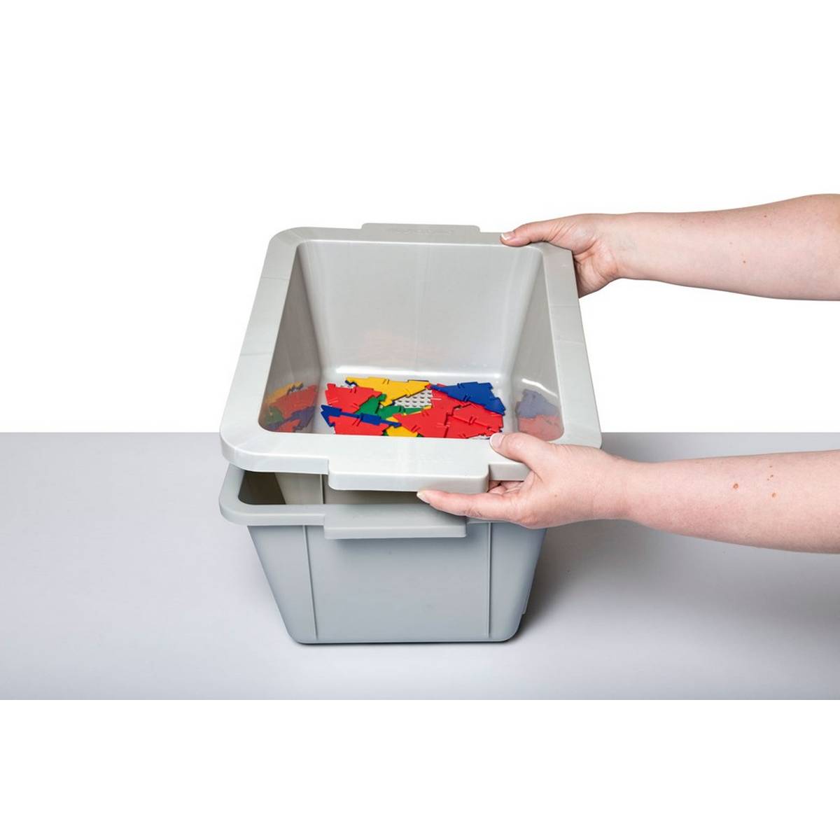 Polydron Cleaning System